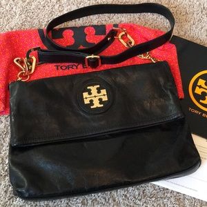 Tory Burch City Messenger Bag